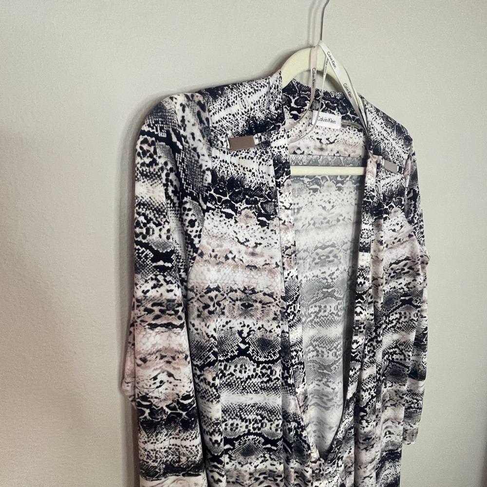 Calvin Klein Snake Wrap Dress Size 6 - Picture 4 of 11